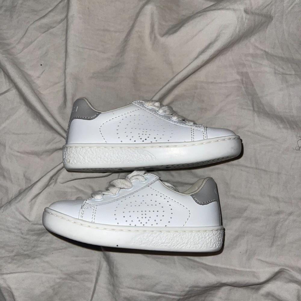 Authentic Gucci all white sneakers
